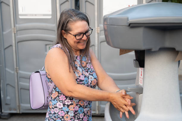 Best Portable restroom trailer rental  in Romeovle, IL